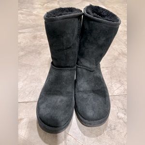UGG boots classic